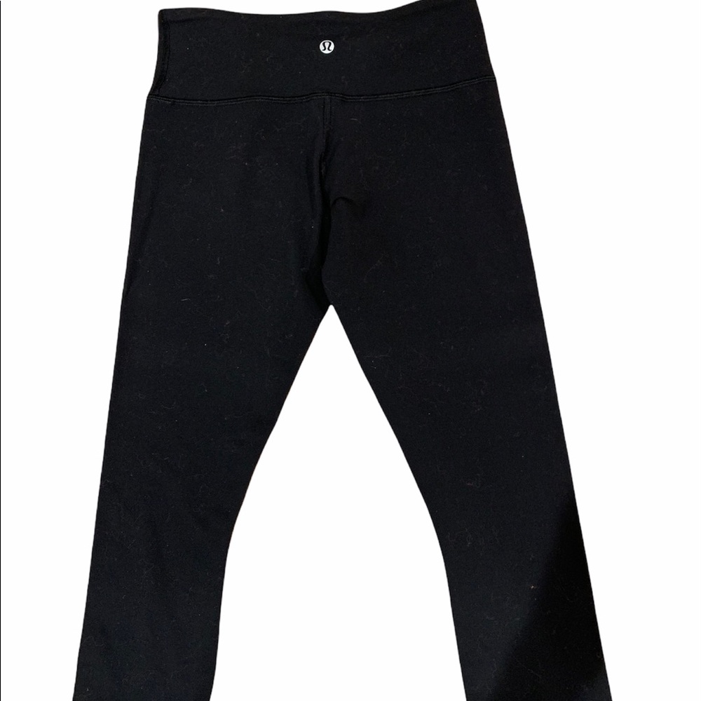 🌿 LULULEMON Capri.